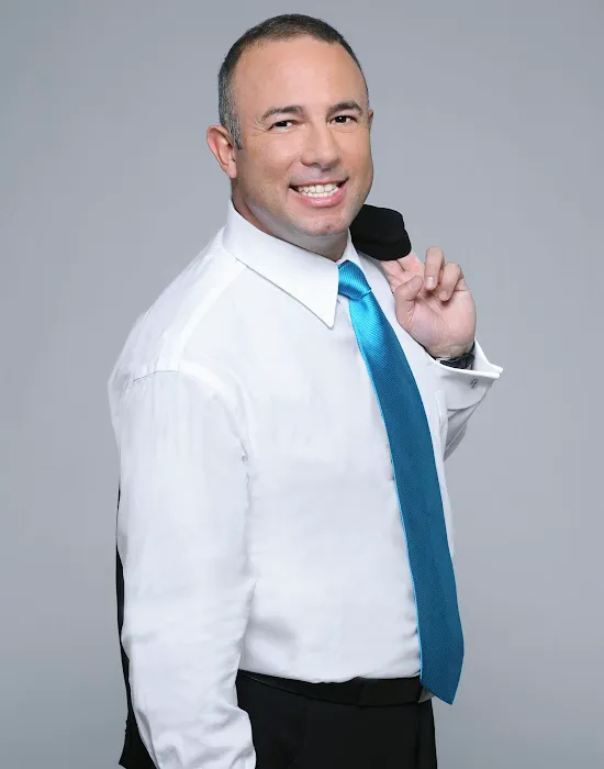 Xzeller Realty, Manuel Vargas Broker and Owner Picture 1
