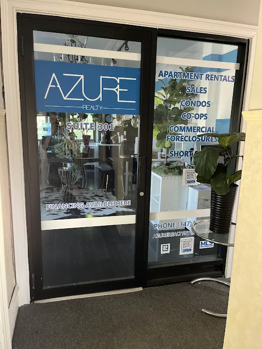 Azure Realty - Astoria Queens Picture 2