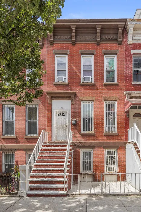 Kelvin Miller NYC Real Estate Picture 7