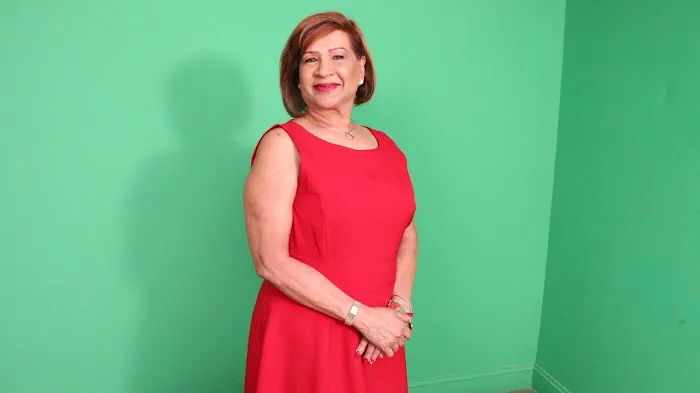 Sooroojnee (Lisa) Edoo Realtor Picture 2