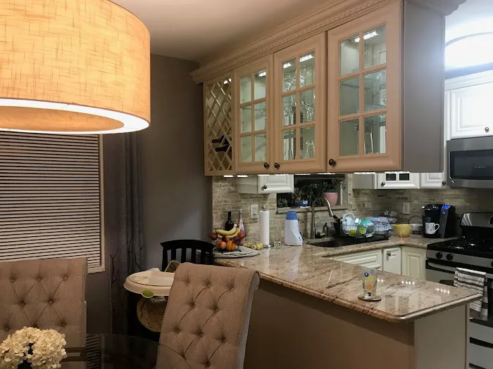 Lisa Berge Licensed Real Estate Broker/Owner Picture 4