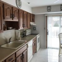 Lisa Berge Licensed Real Estate Broker/Owner ico