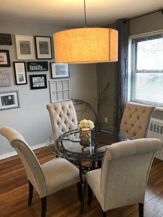 Lisa Berge Licensed Real Estate Broker/Owner Picture 10
