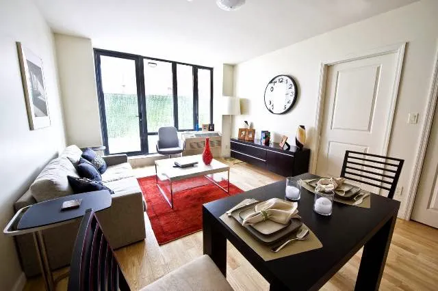 Astoria Rentals Picture 5