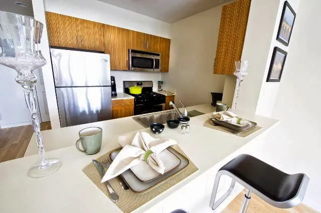 Astoria Rentals Picture 3
