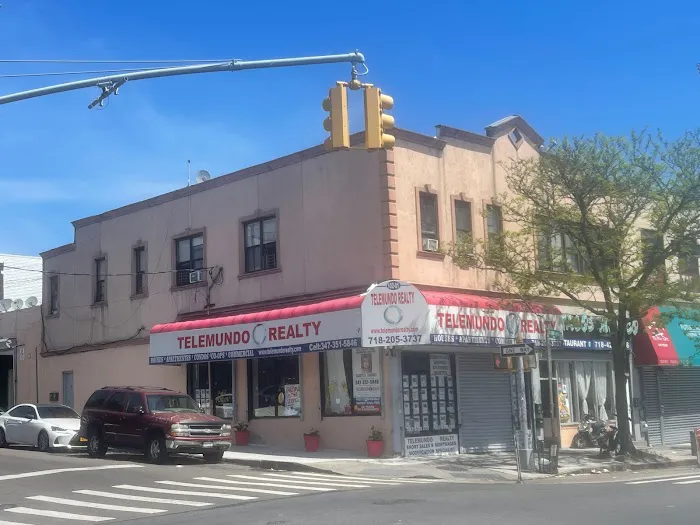 Telemundo Realty Picture 4