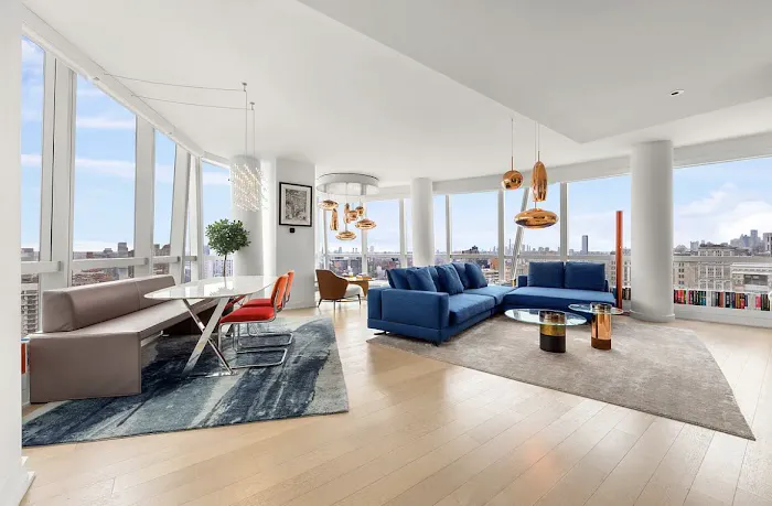 Gerard Sager Douglas Elliman Real Estate Picture 6