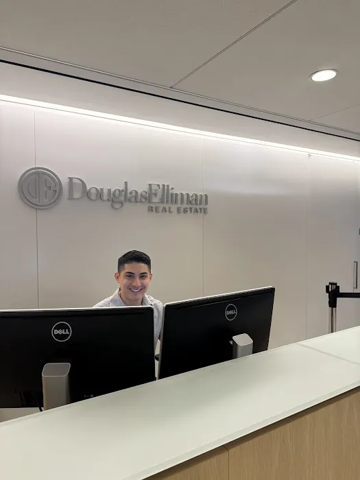 Luque Team Douglas Elliman Real Estate Picture 7