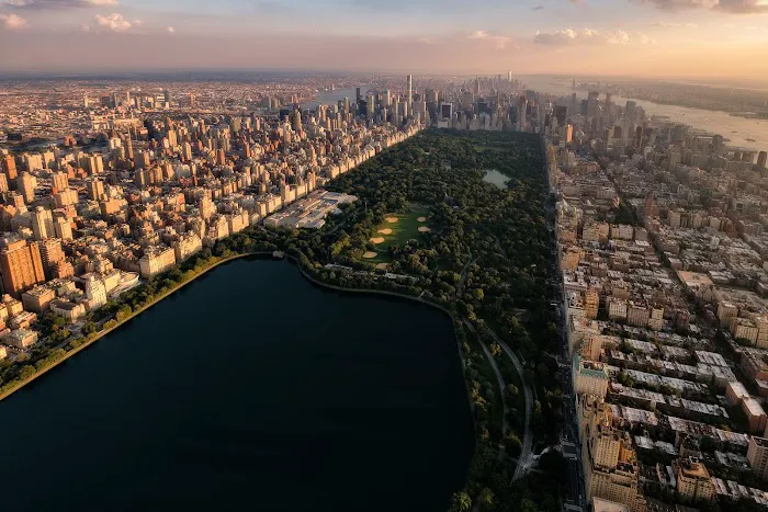 Barak Realty Picture 3