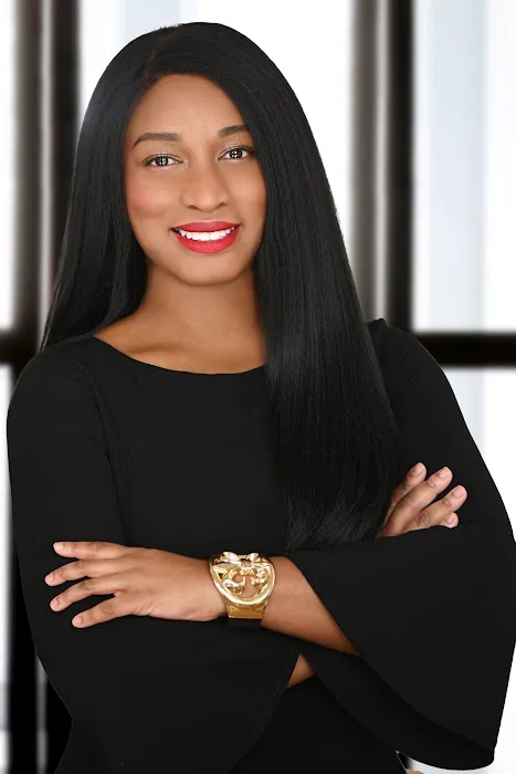 Alana Lindsay Real Estate Picture 3