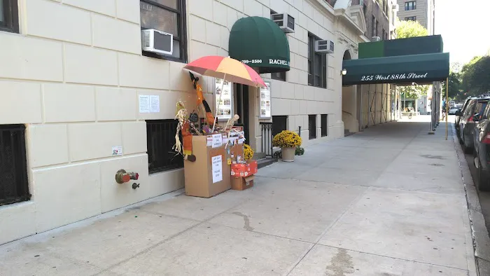 Rachel Realty NYC Picture 2
