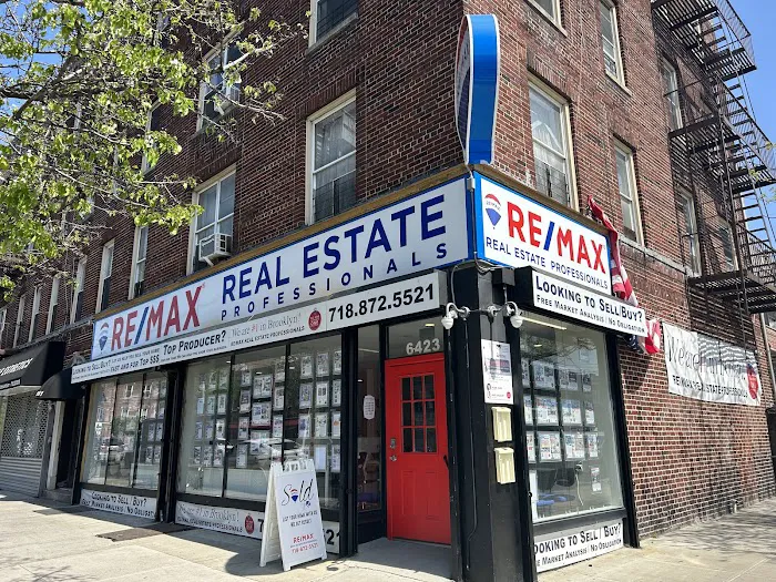 Re/Max Real Estate Professionals Picture 1