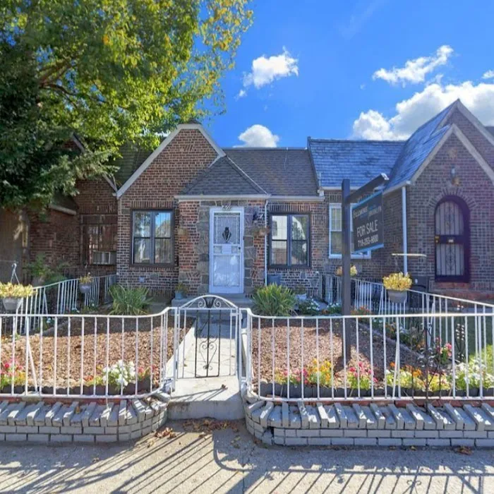 Berkshire Hathaway HomeServices Fillmore Real Estate Picture 10