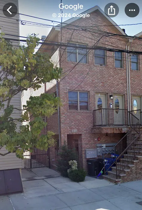 Faulisi Realty LLC Picture 2