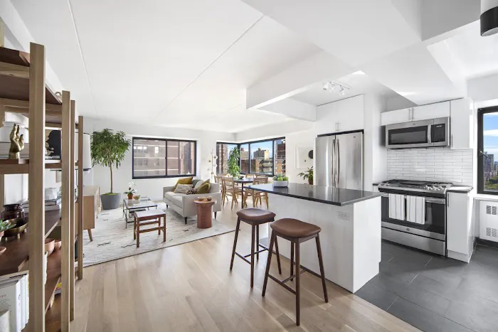200 East 87th Street Apartments Picture 9