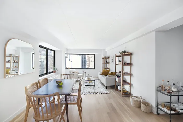 200 East 87th Street Apartments Picture 3