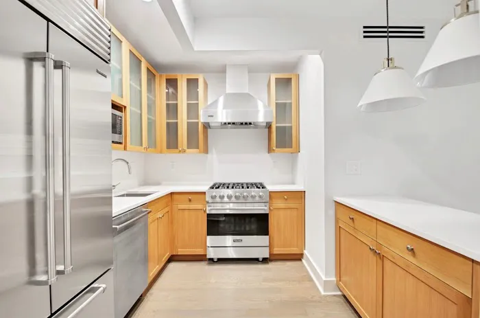Harlington Realty Picture 7