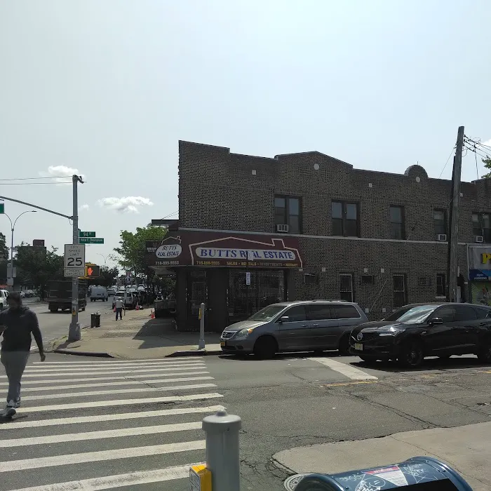 Butts Realty Inc Picture 8
