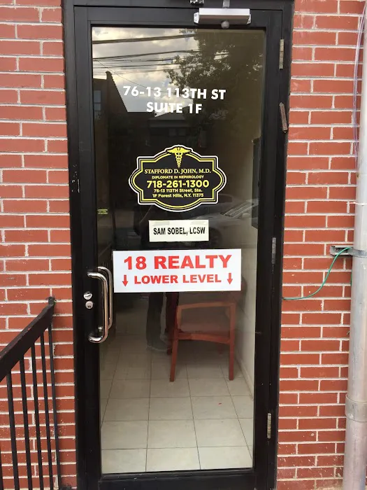 18 Realty Picture 3
