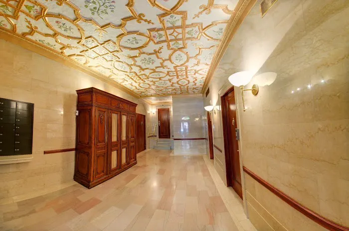 151 East 80th Street Picture 7