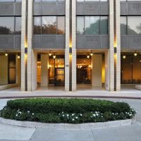 985 Fifth Avenue - Luxury Apartment Rentals ico