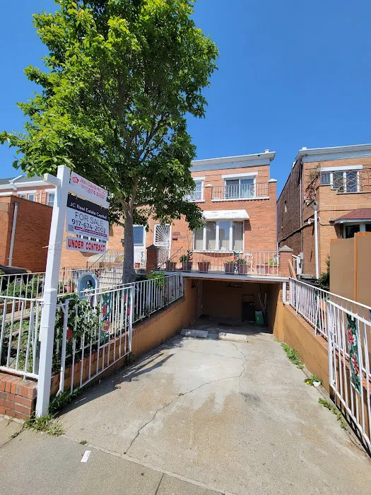 JC REAL ESTATE CAPITAL, INC. Picture 8