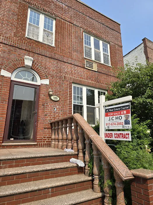 JC REAL ESTATE CAPITAL, INC. Picture 9
