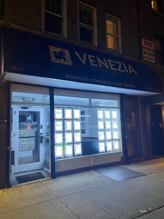 Venezia Realty Group LLC Picture 7