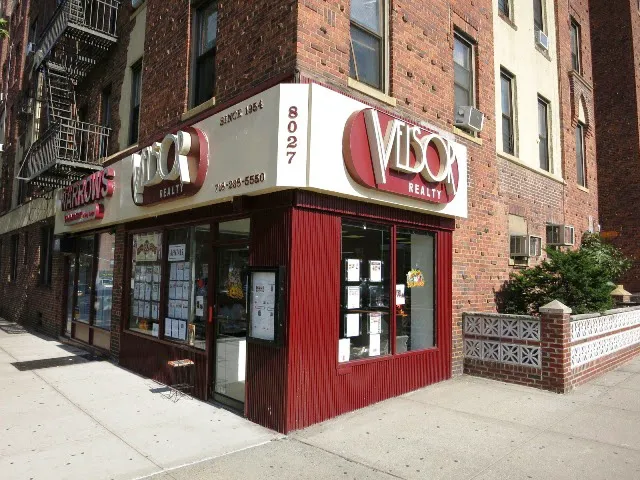 Velsor Realty Picture 5