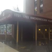 Knickerbocker Plaza Rental Office ico