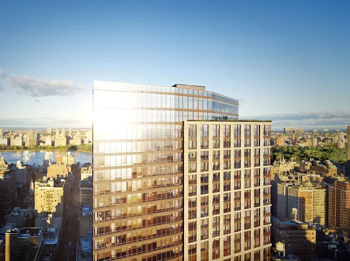 The Easton Luxury Apartments Picture 8