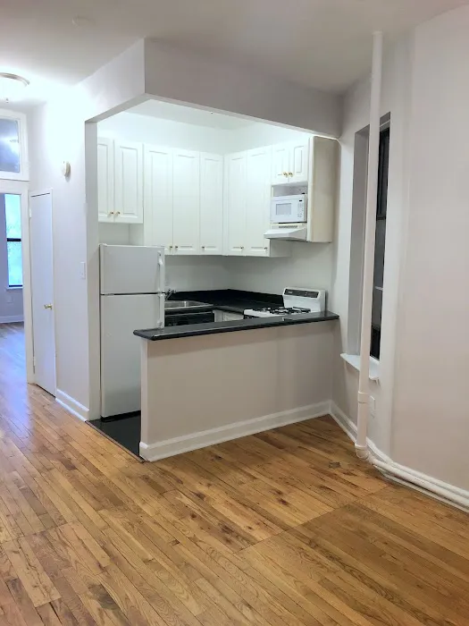 Metropolis Apartments Picture 4