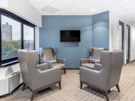 Regus - Forest Hills Tower-Queens Picture 4
