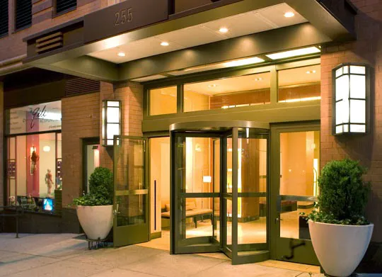 The Lyric Luxury Apartments Picture 10