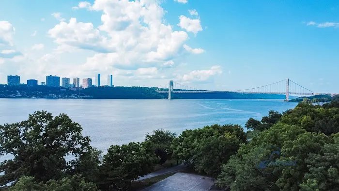 Hudson Park NY Llc Picture 1