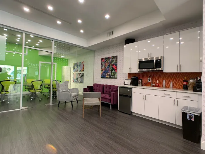 Melanie Kishk Realty Picture 8