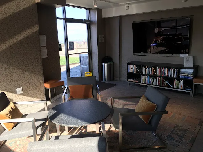 Carnegie Hill Place Picture 1