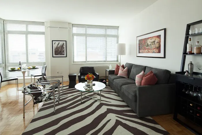 Carnegie Hill Place Picture 10