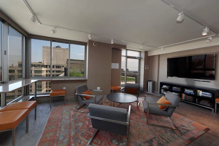 Carnegie Hill Place Picture 9