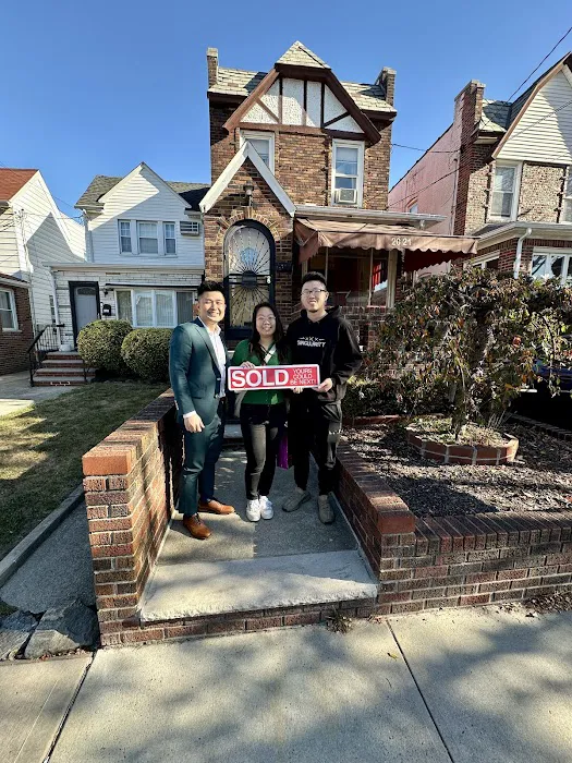Jay Zhang Realtor Picture 3