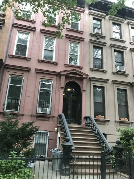 Brooklyn Realty Center Picture 4