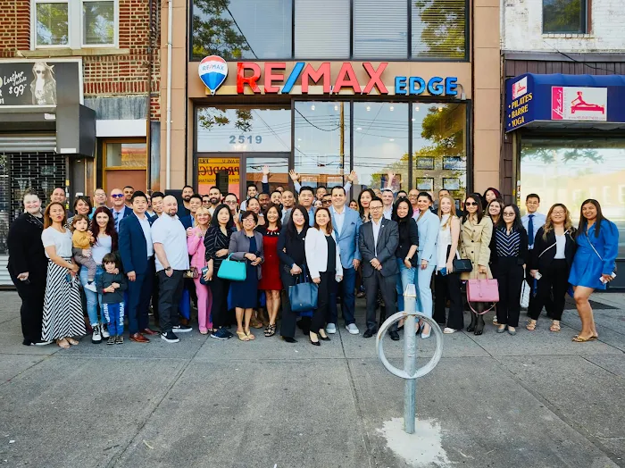 REMAX EDGE Picture 9