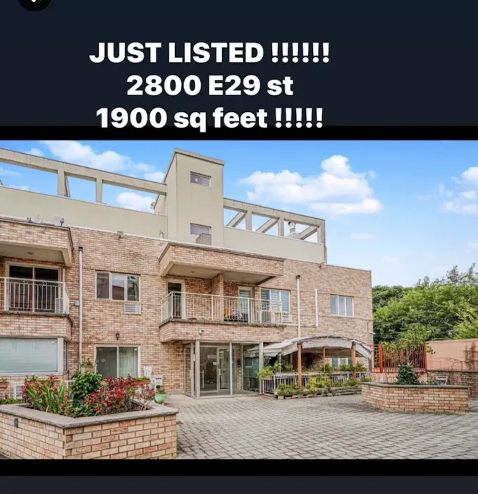 Rebecca Goldberg in Douglas Elliman Real Estate Office in Sheepshead Bay in Brooklyn, NY Picture 10