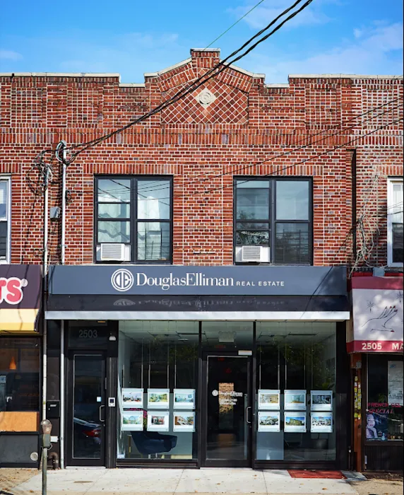 Douglas Elliman Real Estate Office in Sheepshead Bay in Brooklyn, NY Picture 1