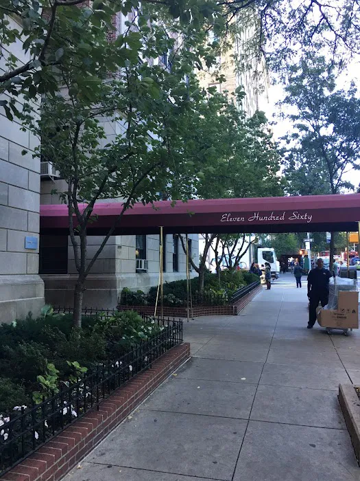 1160 Fifth Avenue Picture 9