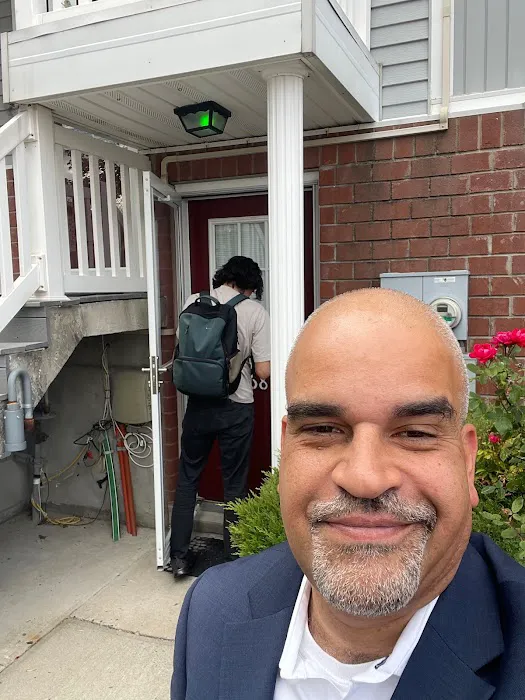 Armando G. Ramirez Licensed Real Estate Broker Picture 2
