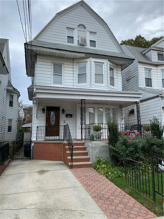 Citi Star Realty Picture 2