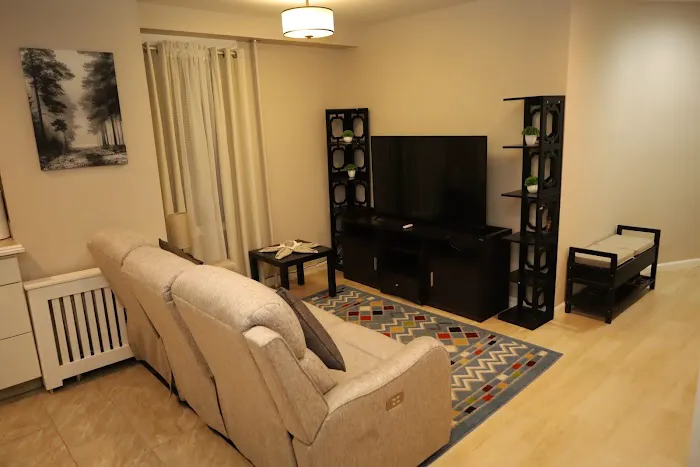 JFK New York Private and cozy apt very close to JFK , Casino. Picture 4