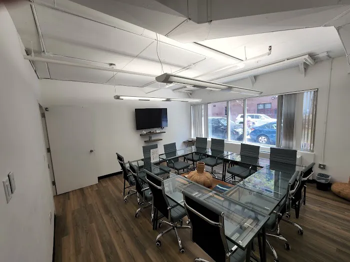 Sage Workspace - Harlem Picture 8