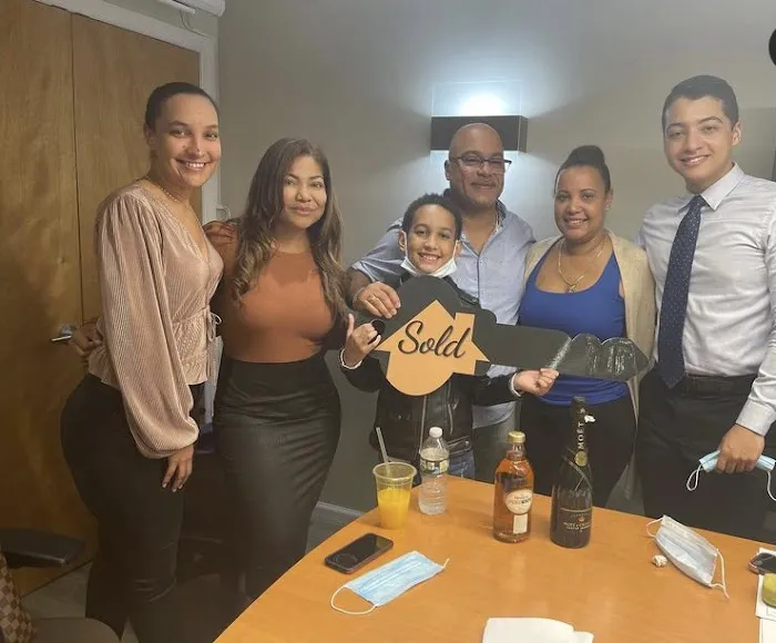 Nadia Santos, GNJ Realty Group Picture 6